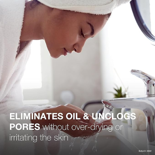 Neutrogena Oil-Free Acne Wash Daily Scrub – 125ml