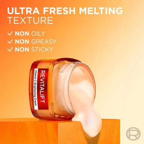 L'Oréal Paris Revitalift Bright & Pore-Smooth Vitamin C Cream – 50ml